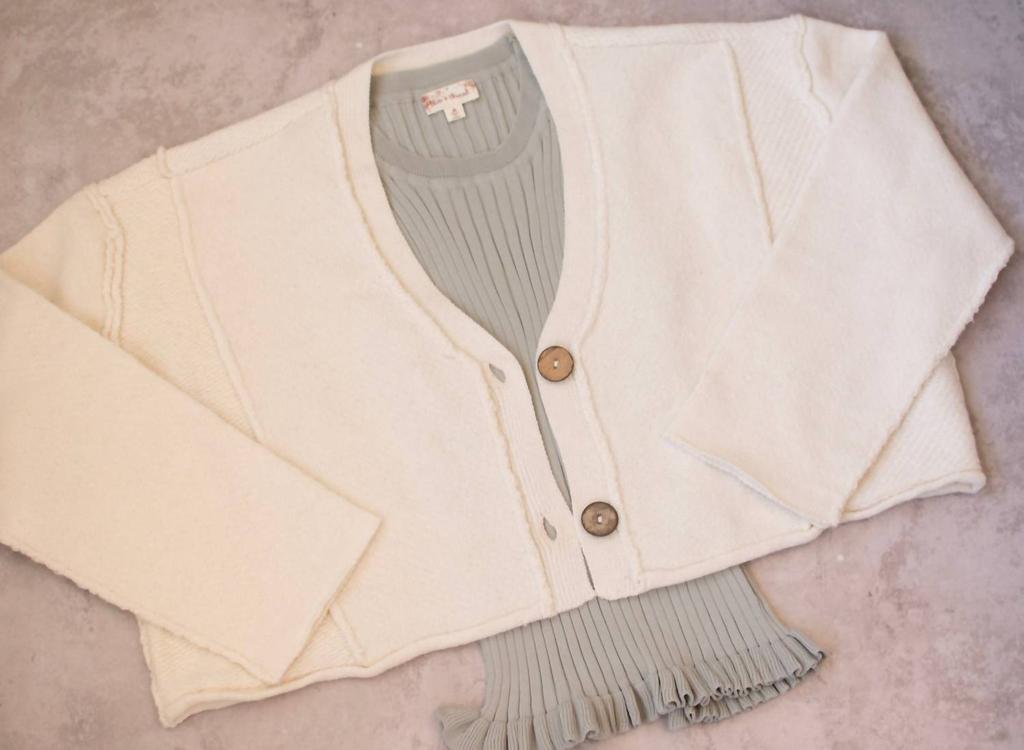 Lush Lush - Women
s Cropped Cardigan