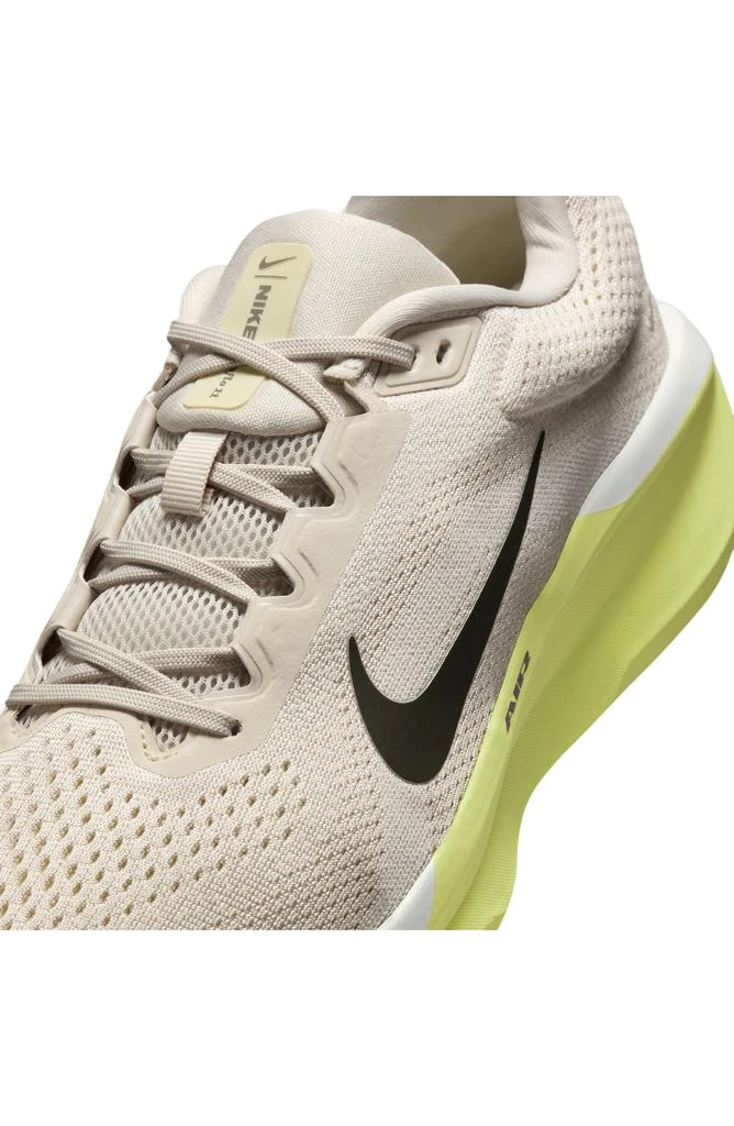 NIKE Air Winflo 11 Running Shoe 7