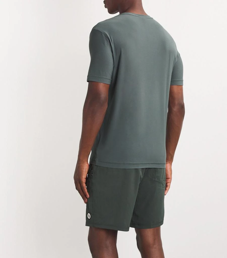 Vuori Logo Strato Tech T-Shirt 4