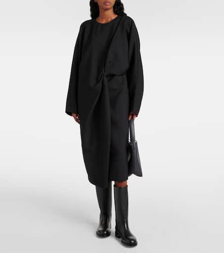 ロングブーツ [The Row] Nobilis TR Knee Boot in Leather Nobilis TR Knee Boot Brown in Leather – The Row