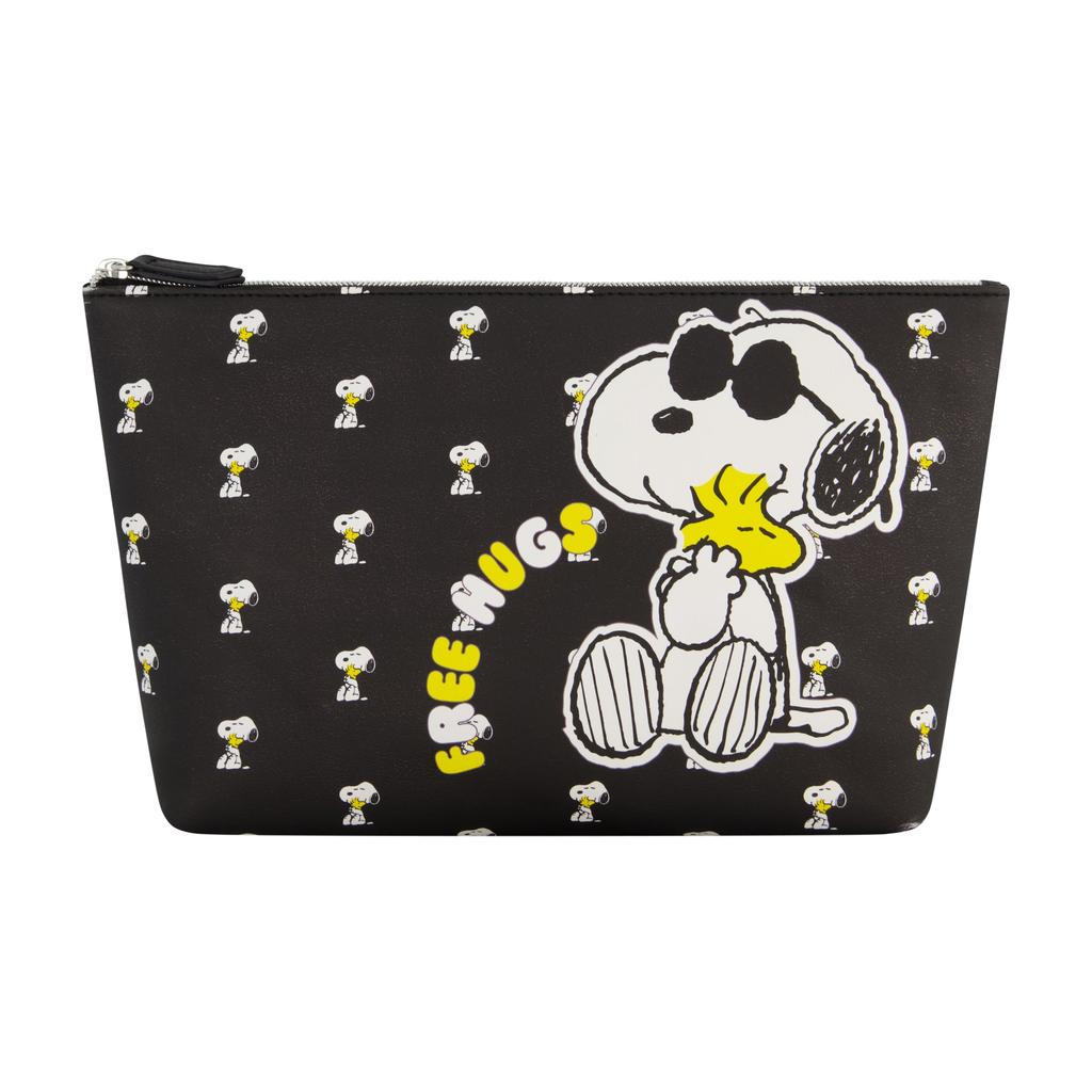 Snoopy & Woodstock Snoopy Free Hugs Travel Case