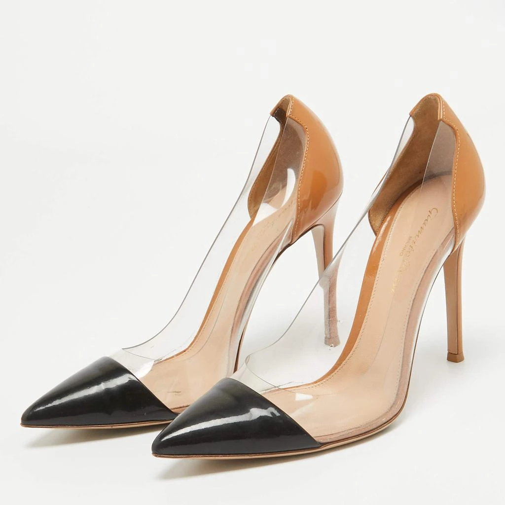 Gianvito Rossi Gianvito Rossi Nude/Black Patent Leather And PVC Plexi Pointed Toe Pumps Size 38 2