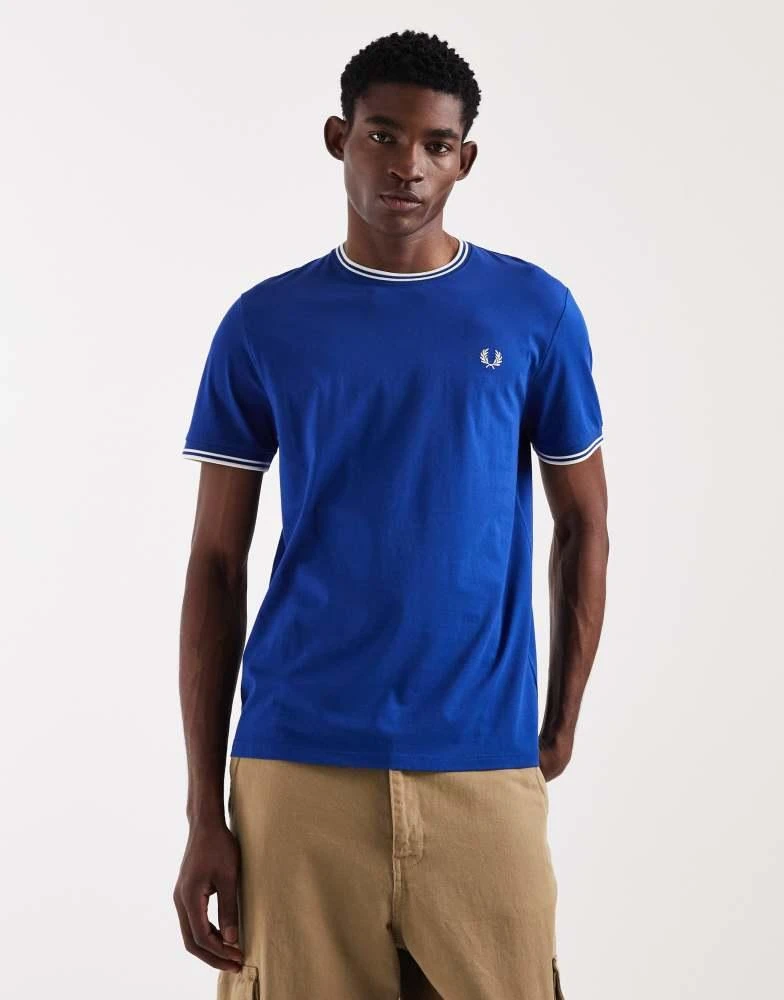 Fred Perry Fred Perry twin tipped logo t-shirt in bright blue
