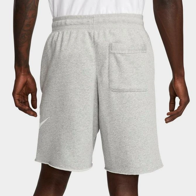 NIKE Men's Nike Club Alumni Graphic French Terry Shorts 7