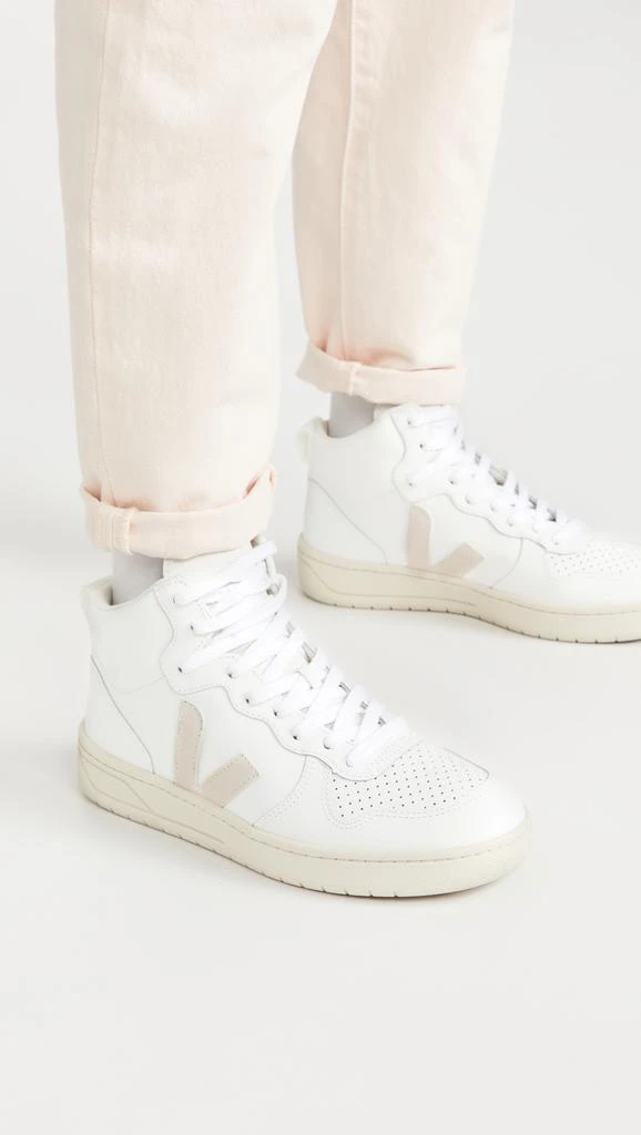 Veja V-15 Sneakers 2