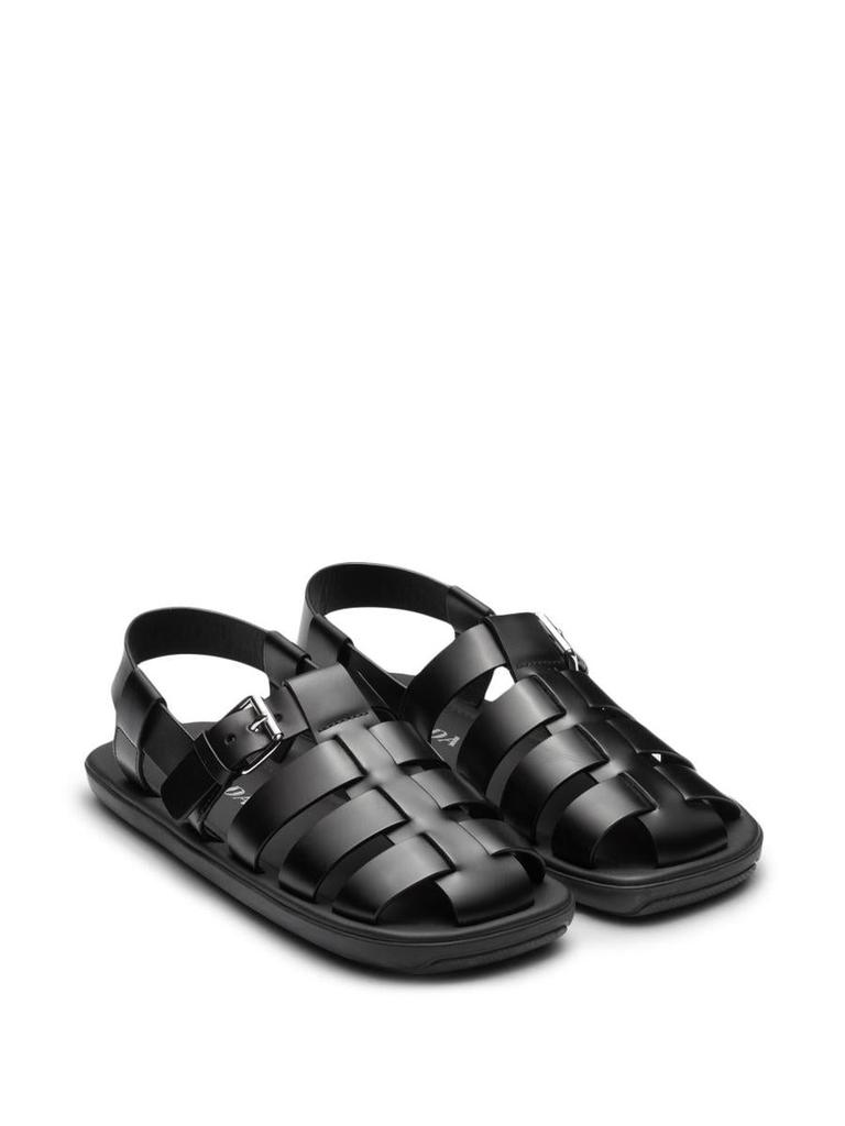 【関税＆送料込み】Prada Interwoven Straps Flat Sandals Prada Interwoven Straps Flat Sandals | Black | FARFETCH