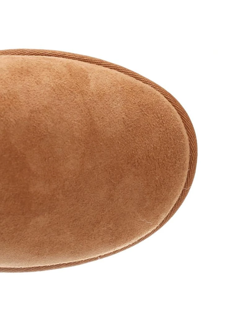 UGG classic Mini Ankle Boots. 2
