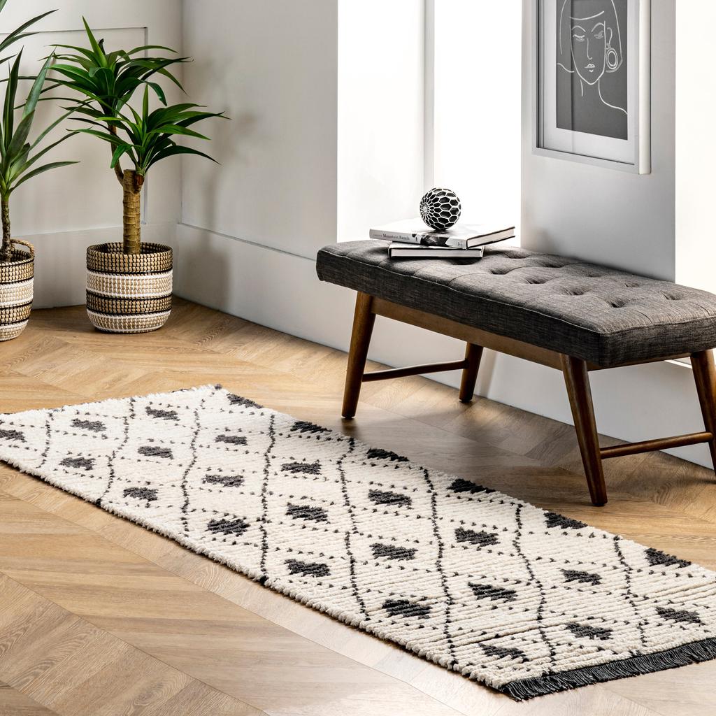 nuLOOM Joanna Diamond Trellis Soft Shag Fringe Area Rug