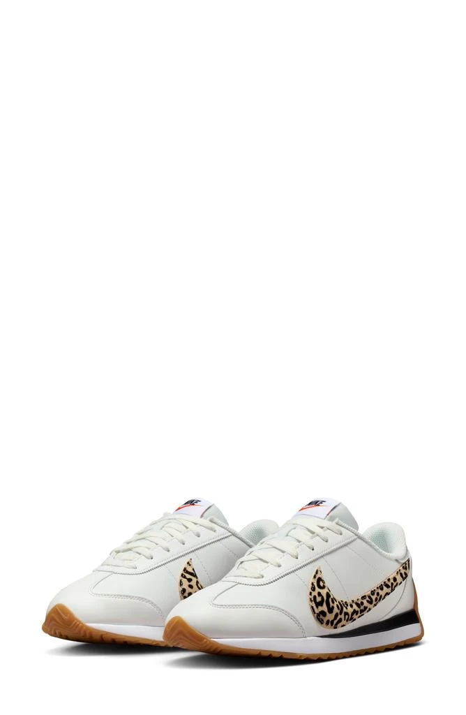 NIKE Pacific Low Top Sneaker