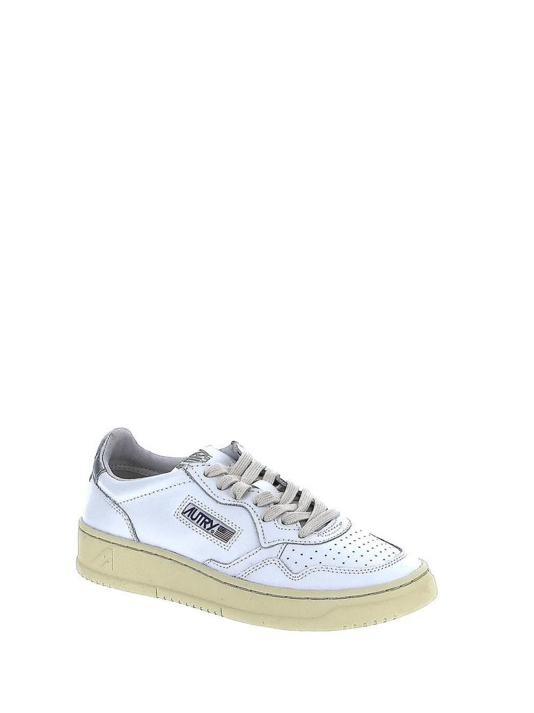 Autry Medalist Low Sneakers 2