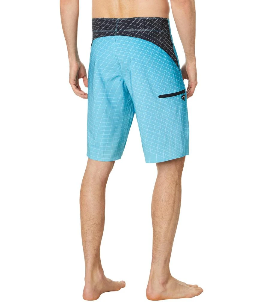 Billabong Fluid Pro 21" Boardshort 2