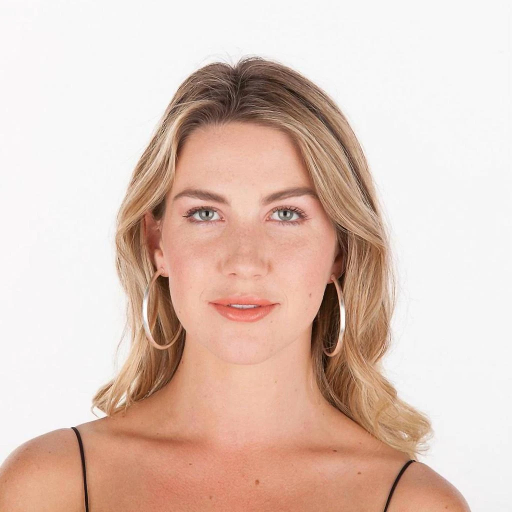 SHEILA FAJL Sheila Fajl - Women
s Large Everyone
s Favorite Hoops