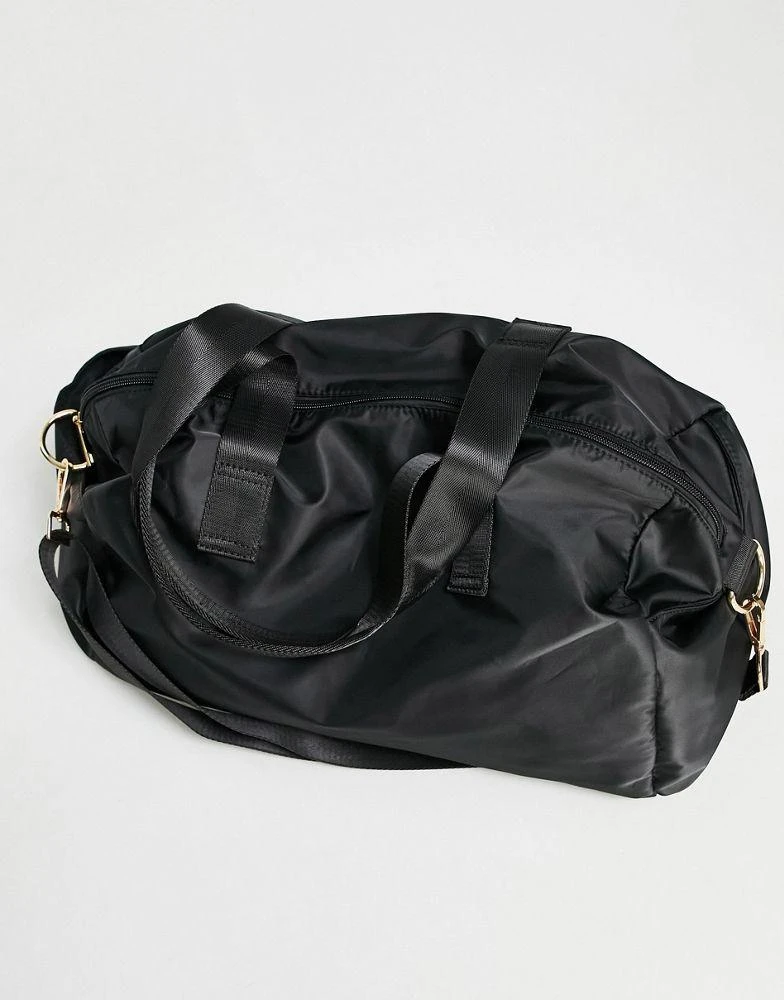 ASOS DESIGN ASOS DESIGN holdall weekend bag in black 4