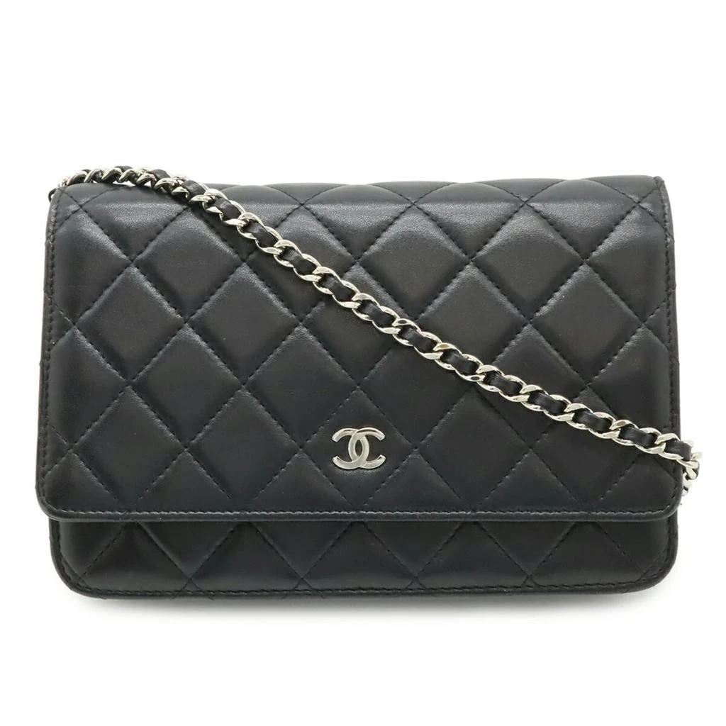 Chanel Leather Pochette Shoulder Bag (Pre-Owned)