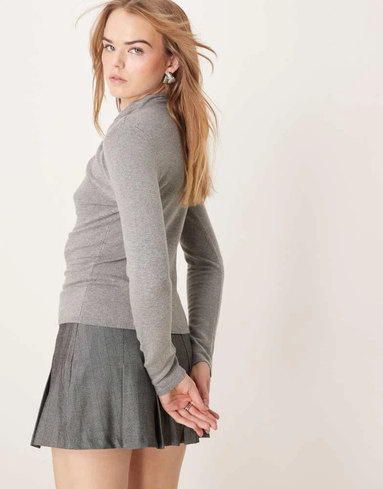Abercrombie & Fitch Abercrombie & Fitch twist front detail top in charcoal 4