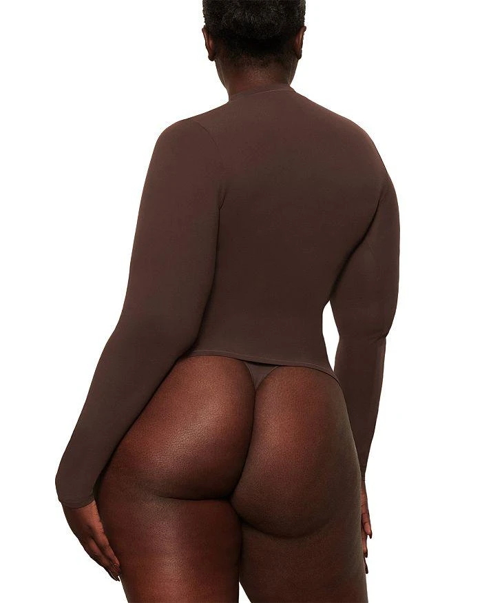 SKIMS Fits Everyone Long Sleeved Tee 2