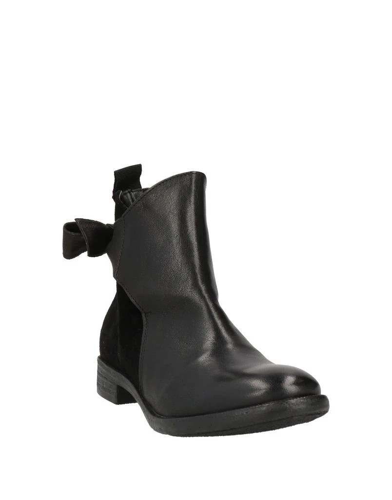 1725.A Ankle boot 2