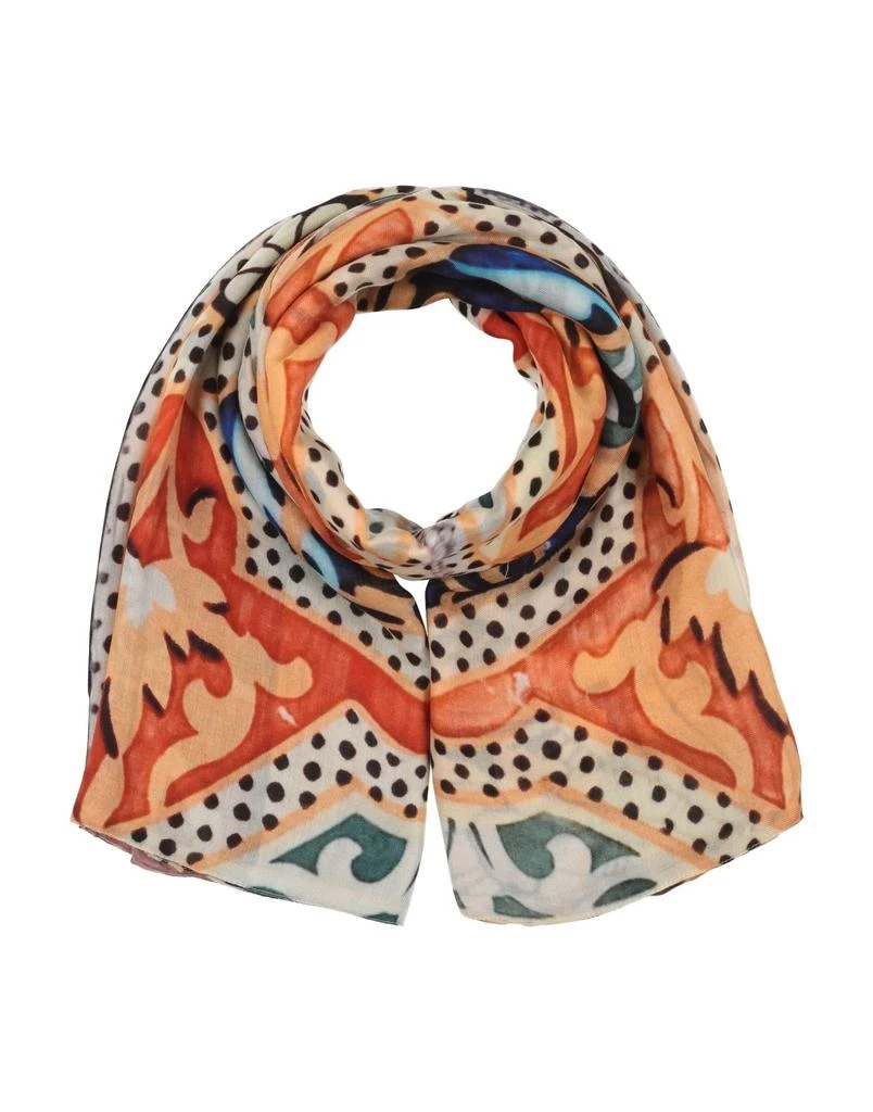 TALKING WALLS Scarves and foulards 1