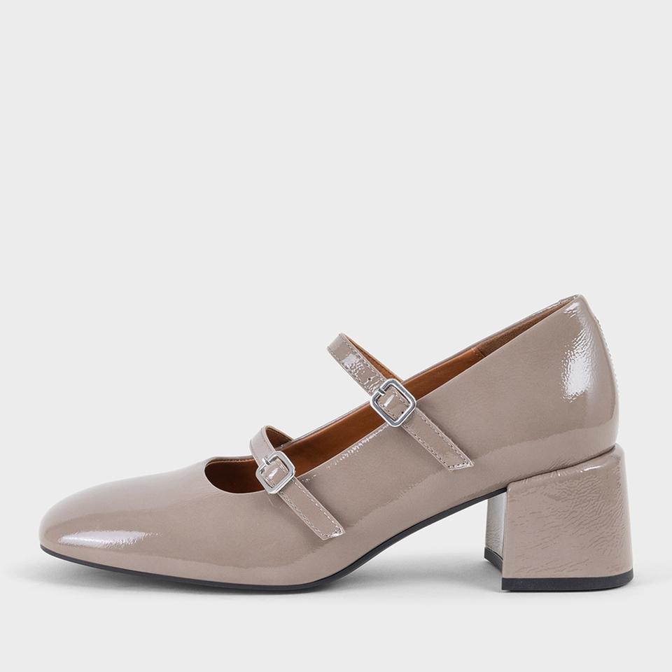 Vagabond VAGABOND WOMEN'S ADISON PATENT LEATHER MARY JANE HEELS