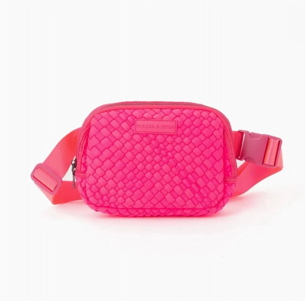 Parker And Hyde Women's Woven Belt Bag 1