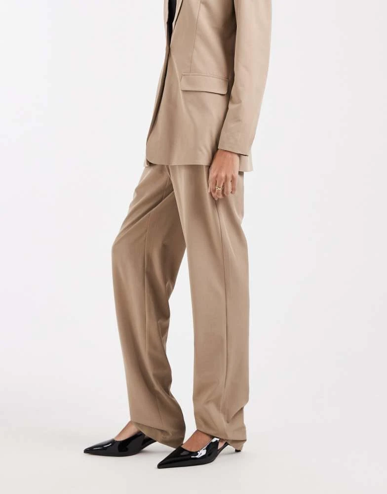 Vero Moda Tall Vero Moda Tall straight leg tailored trouser co-ord in beige 2