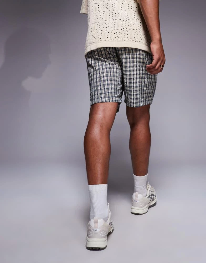 River Island River Island seersucker shorts in check 4