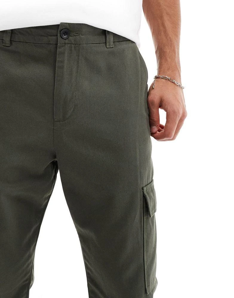 New Look New Look cargo trousers in khaki 4