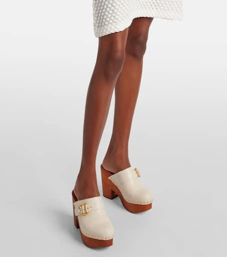 Chloé Jeannette studded leather clogs 4