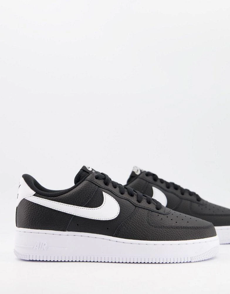 NIKE Nike Air Force 1 '07 trainers in black and white 1