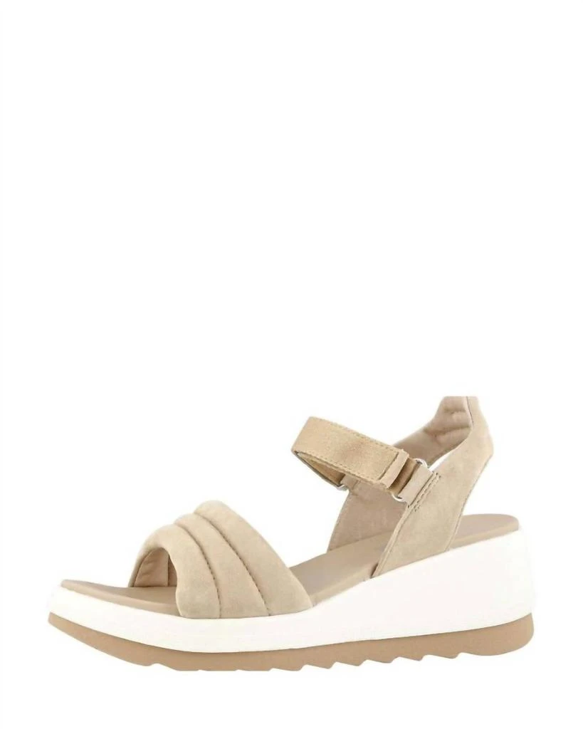 Cougar Women's Honey Wedge Sandal 3