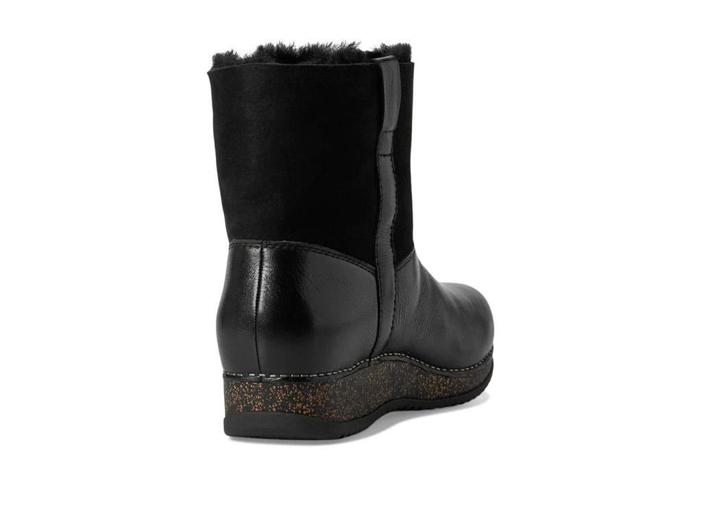 Dansko Mckenzie 5