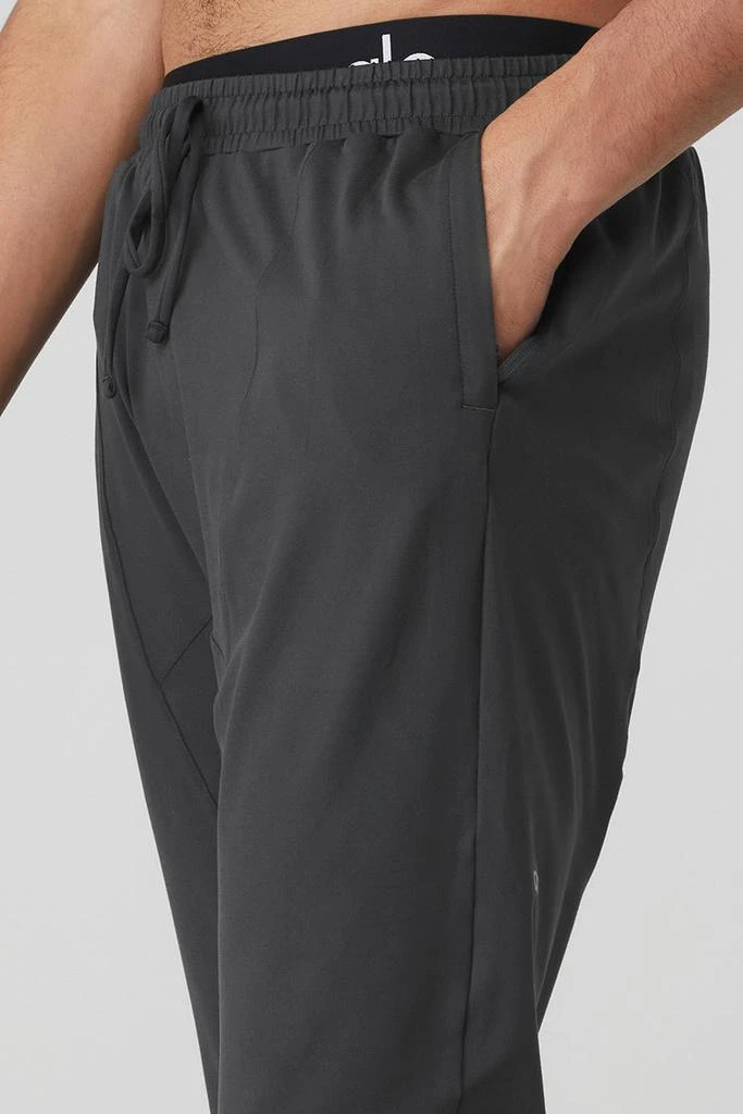 Alo Conquer Revitalize Pant - Black 4