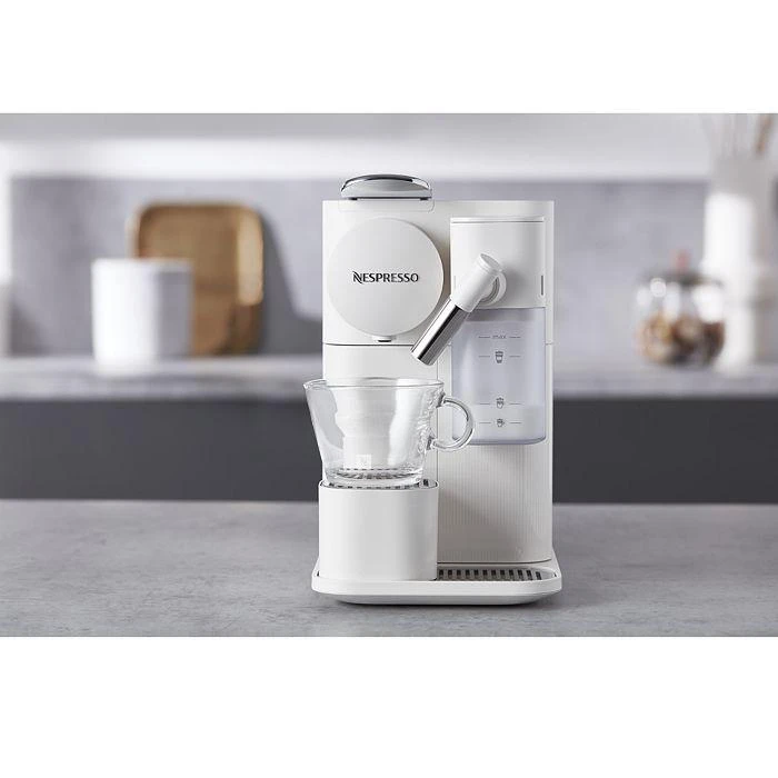 Nespresso Lattissima One Original Espresso Machine with Milk Frother by De'Longhi 6