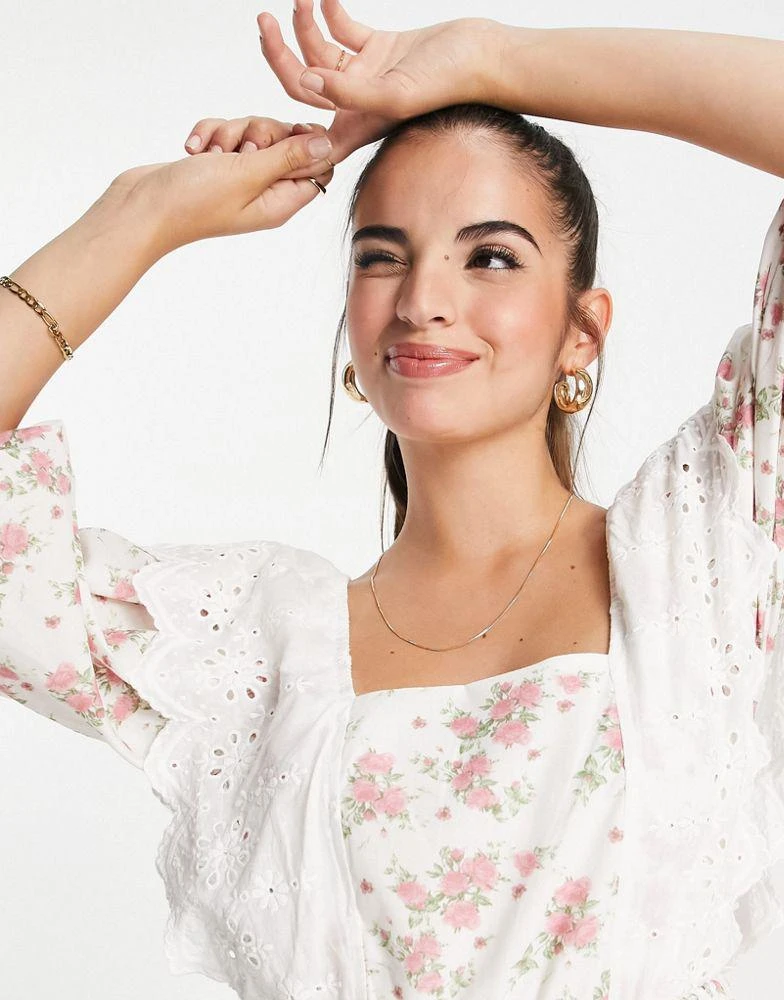 In The Style In The Style x Lorna Luxe exclusive trim bib detail mini smock dress in rosebud floral print 3