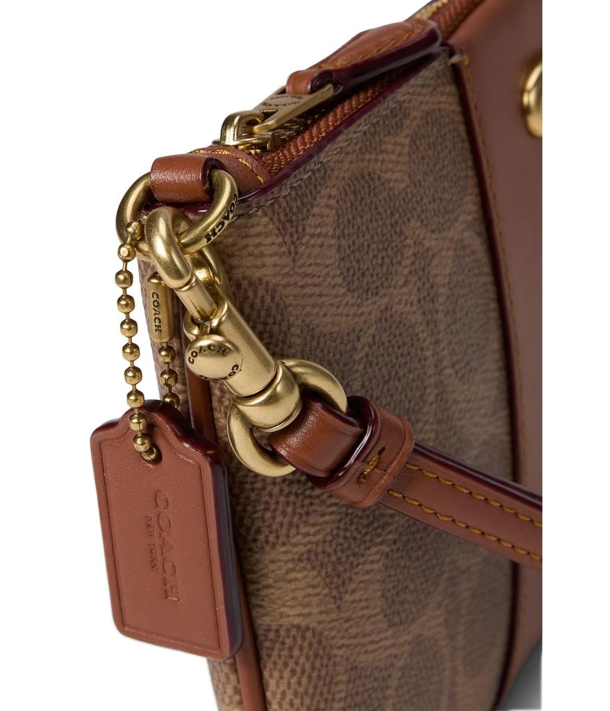 Coach Small Wristlet 4