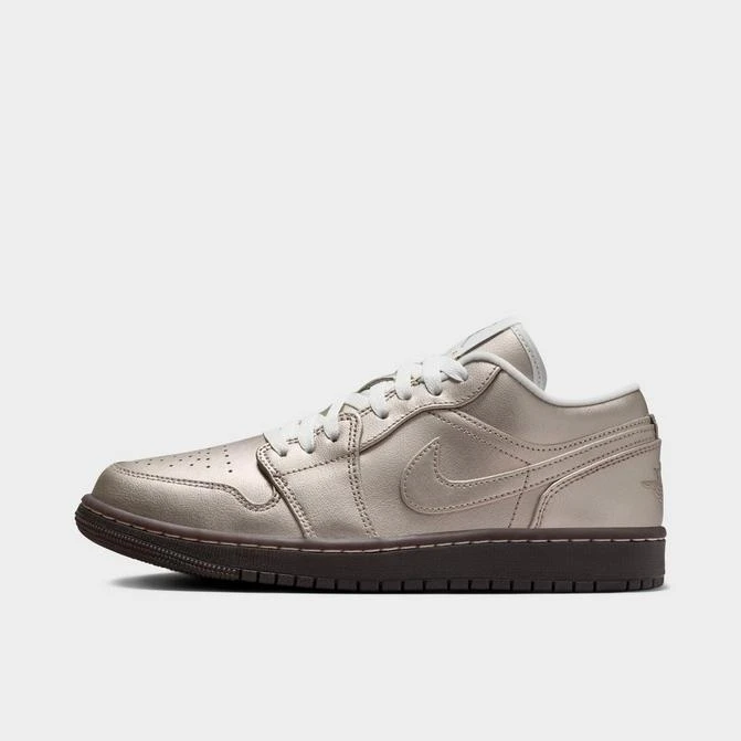 Jordan Women's Air Jordan Retro 1 Low SE Casual Shoes 1