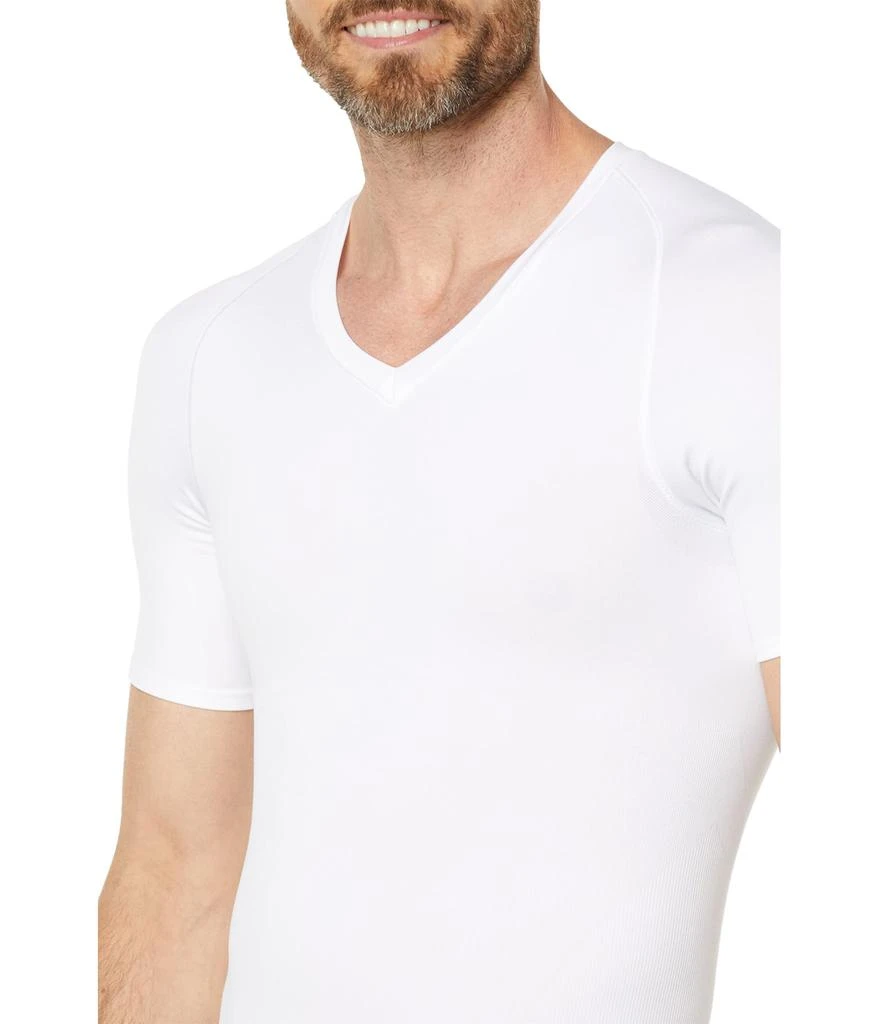 Spanx for Men Seamless V-Neck 3