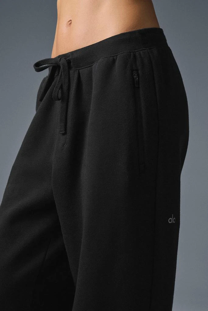 Alo Triumph Restore Sweatpant - Black 4