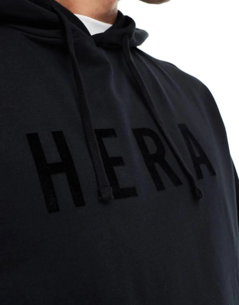 HERA Hera focus hoodie in black 4