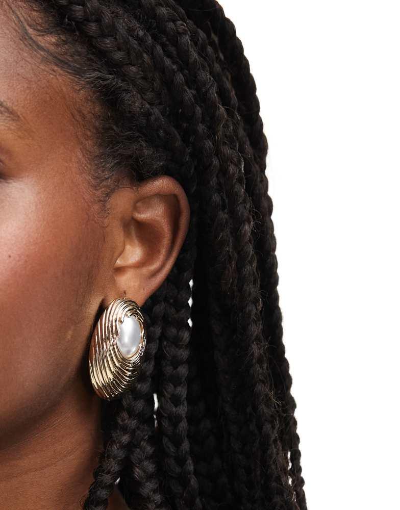 8 Other Reasons 8 Other Reasons 18k gold plated pearl detail oversized stud earrings