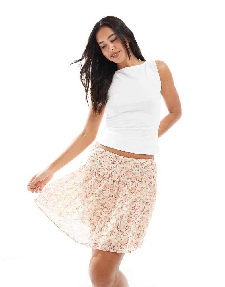 New Look New Look floral chiffon mini skirt in pink 4
