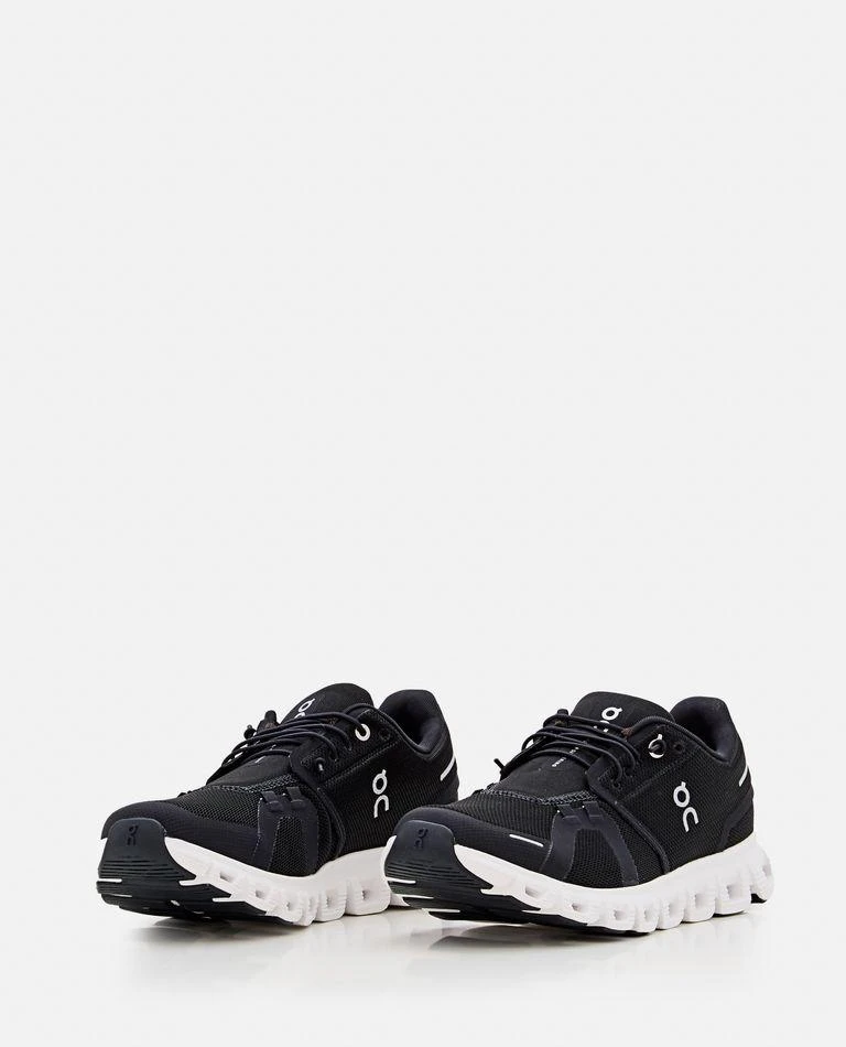 ON RUNNING Sneakers Cloud 2