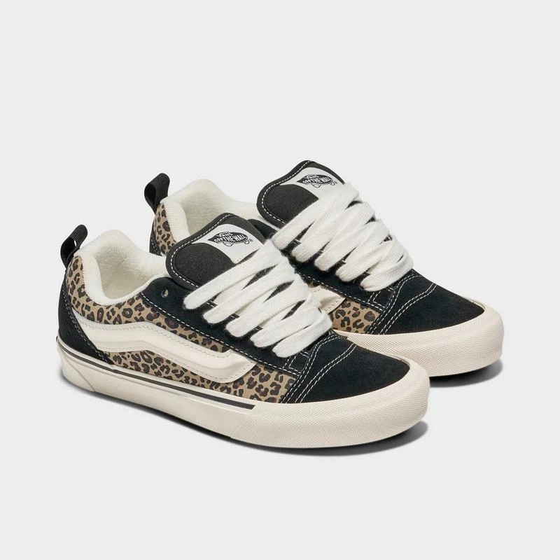 Vans Women
s Vans Knu Skool Casual Shoes 2