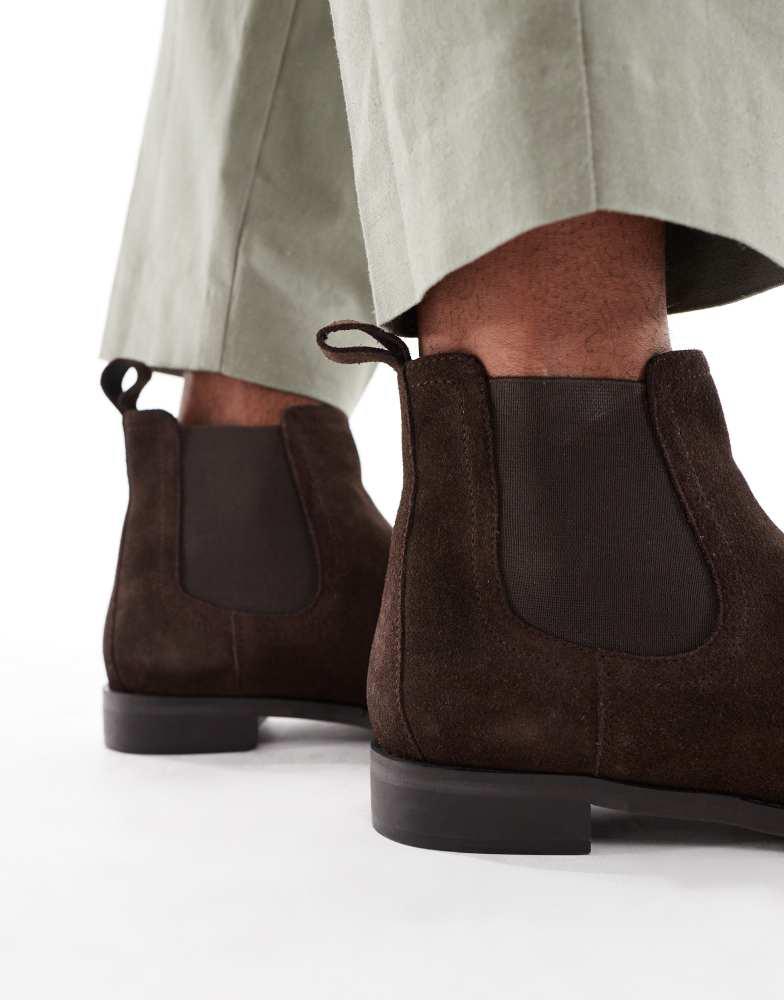 ASOS ASOS DESIGN chelsea boots in brown suede