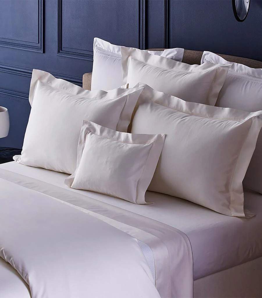 Yves Delorme Couture Egyptian Cotton Prodige Square Oxford Pillowcase (65cm x 65cm) 1