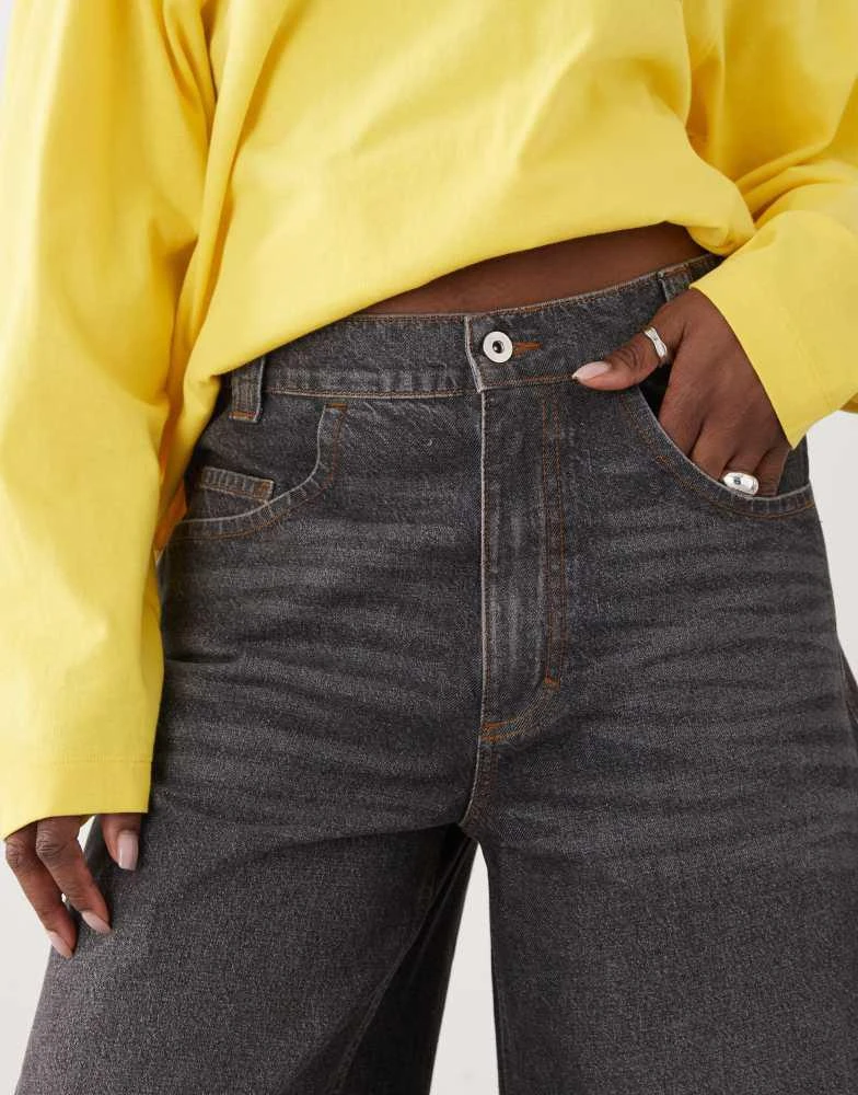 COLLUSION COLLUSION baggy skater jorts in washed black - BLACK 4