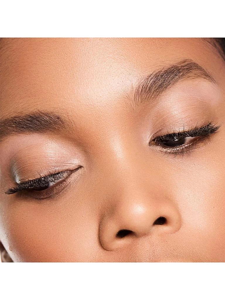 Trish McEvoy 24-Hour Eyeshadow 
Liner 5