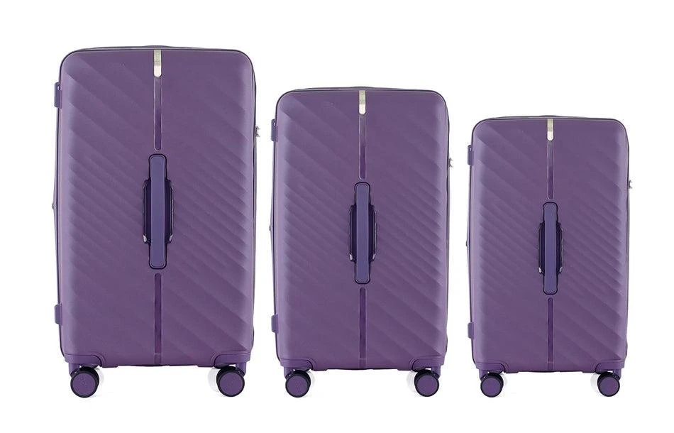 IZOD IZOD Gail Polycarbonate Hard shell Expandable Lightweight 3 Piece Luggage Set 4