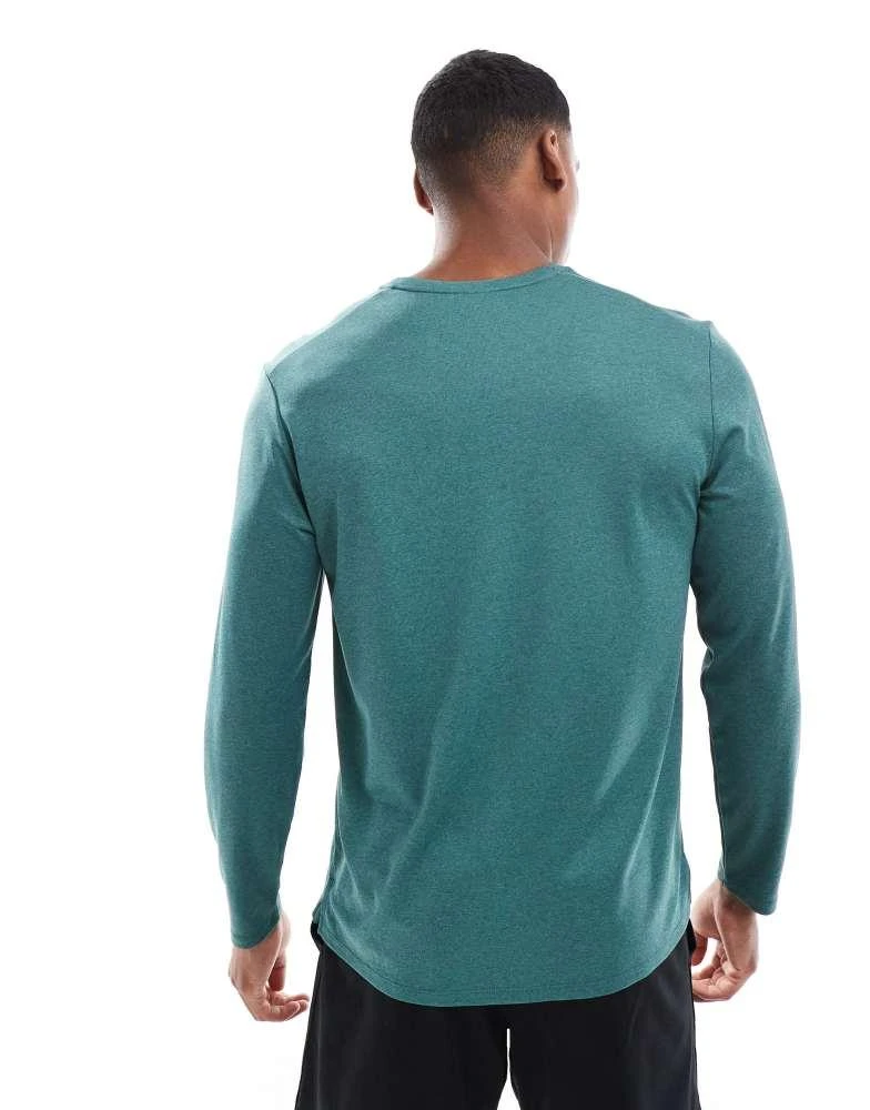 NIKE Nike Running Miler longsleeve t-shirt in dark green 3
