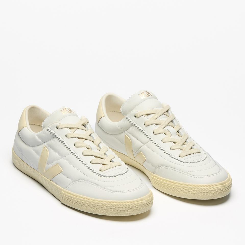 Veja VEJA MEN'S PANENKA LEATHER LOW TOP TRAINERS
